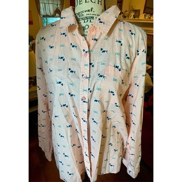 Red Camel Dog & Bow Button Up Shirt - Picture 8 of 8